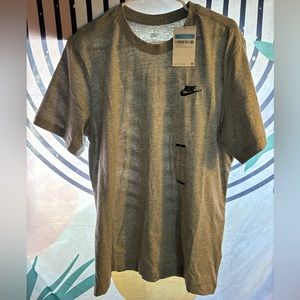 Nike T-Shirt New